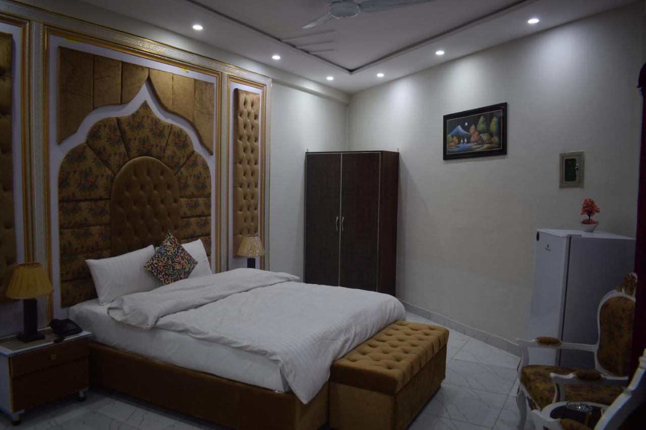 Relax Inn Lahore Eksteriør billede