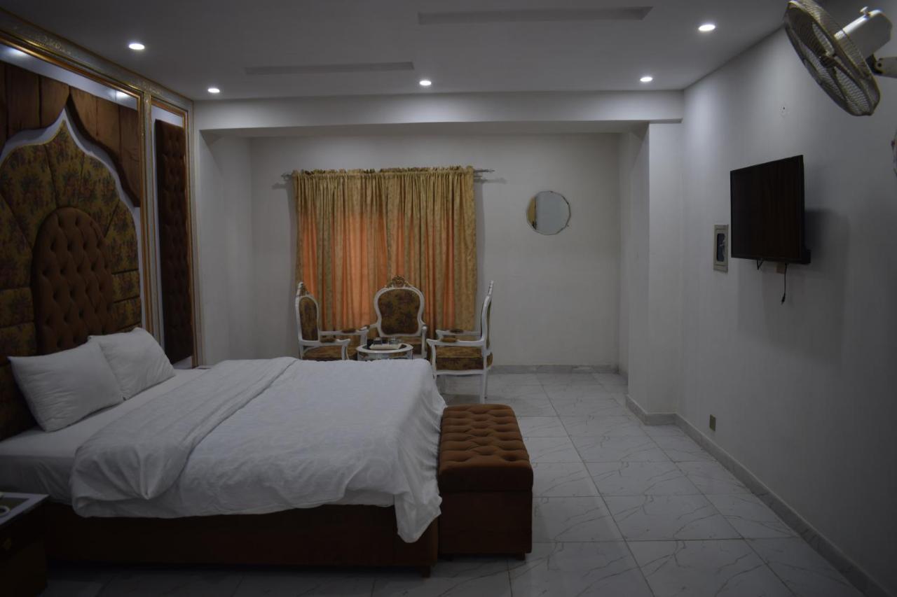 Relax Inn Lahore Eksteriør billede